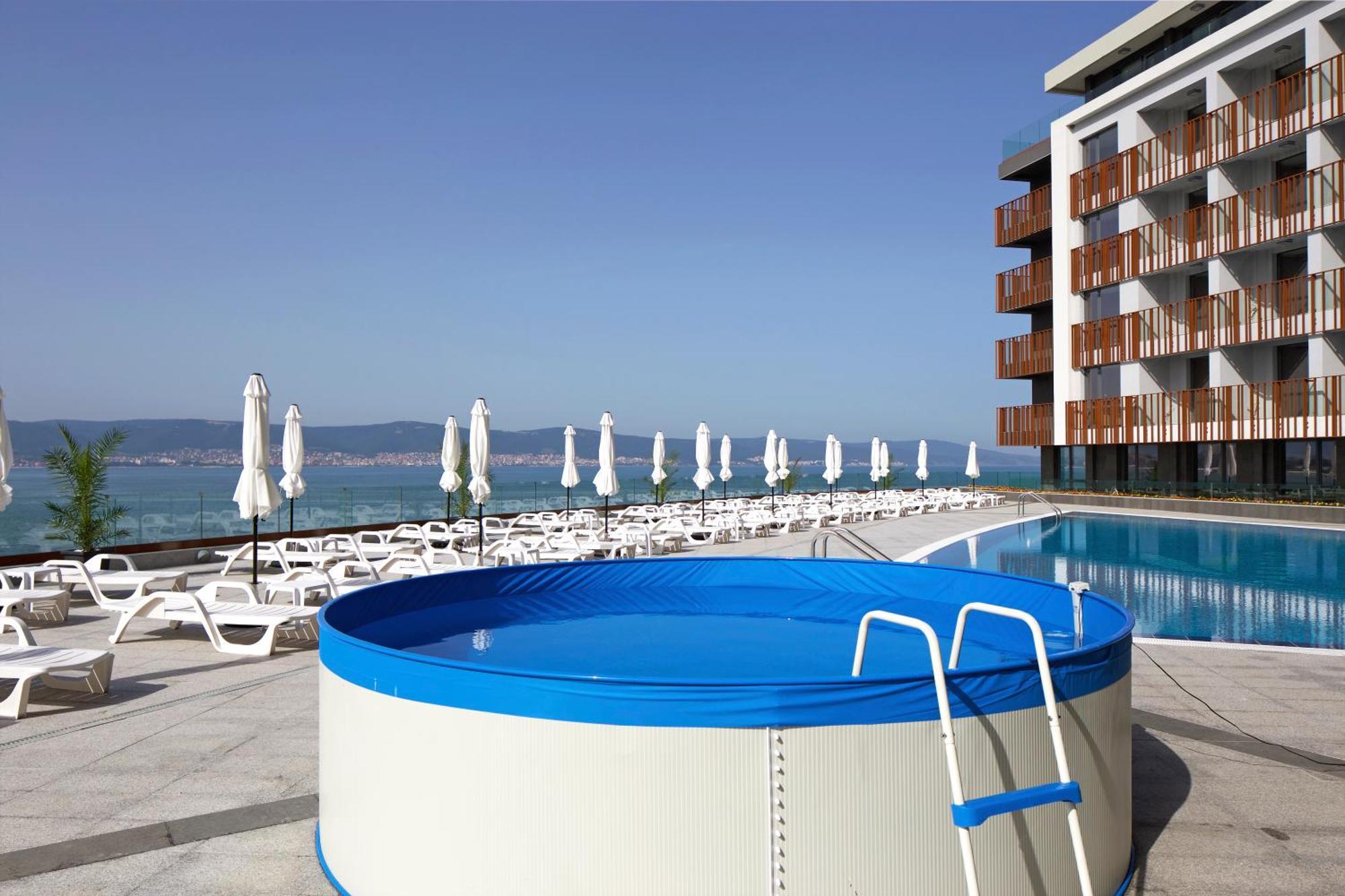 Sea View Apartment In Paradiso Nesebar Buitenkant foto